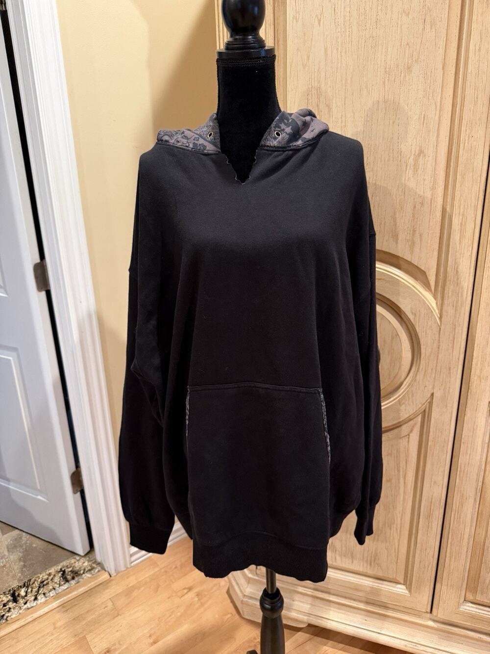 Free People Black Combo Hoodie Sweatshirt With Bandanna Print Hood Size Large Nw